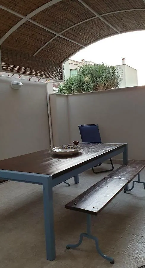 Casa Vacanze L'Isola Del Relax Isola delle Femmine 0*,