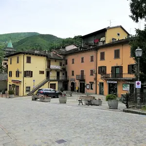 Piazza Iolanda Mansardina Appartamento Fiumalbo